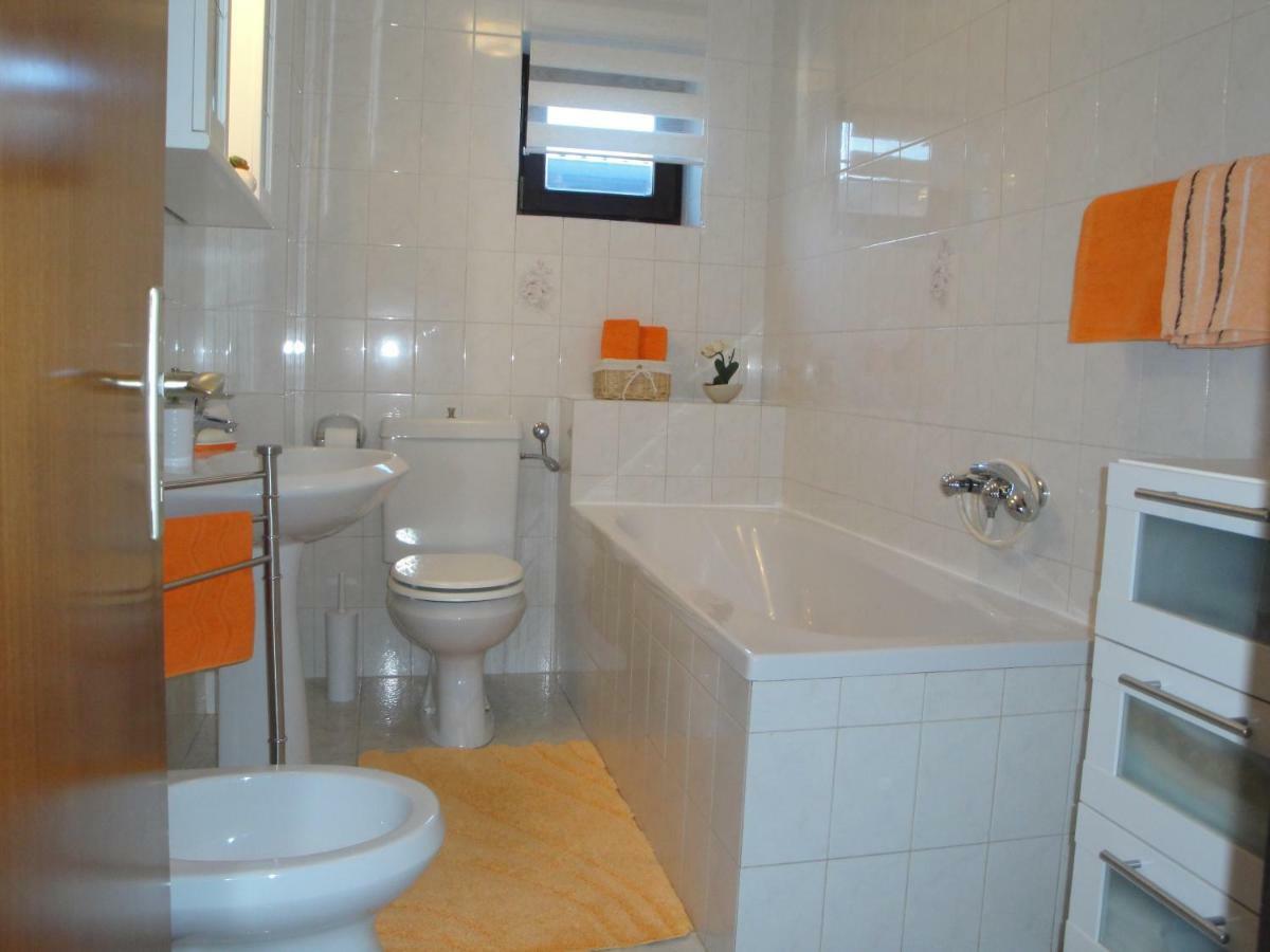 Apartment Nevia Fazana Bagian luar foto