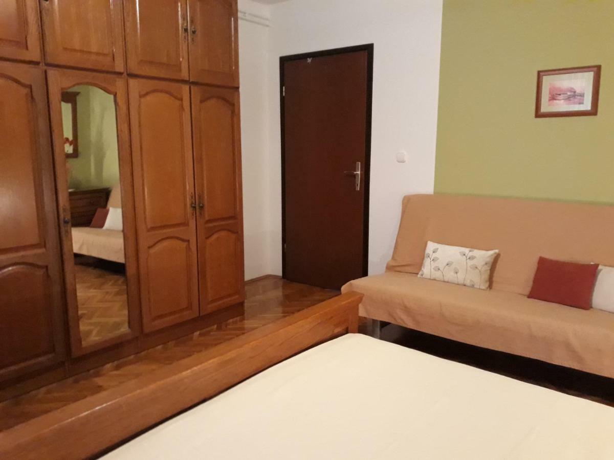 Apartment Nevia Fazana Bagian luar foto